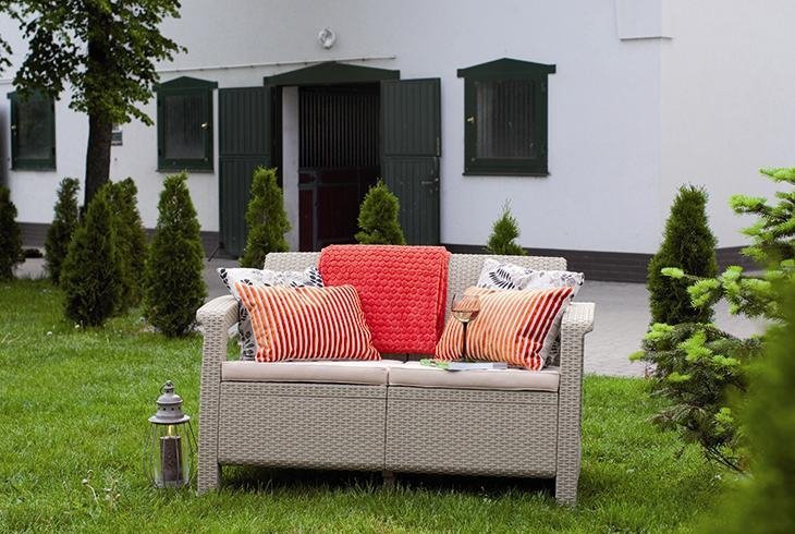 b550b9eda8d1585aaafed80d56d0cbb7