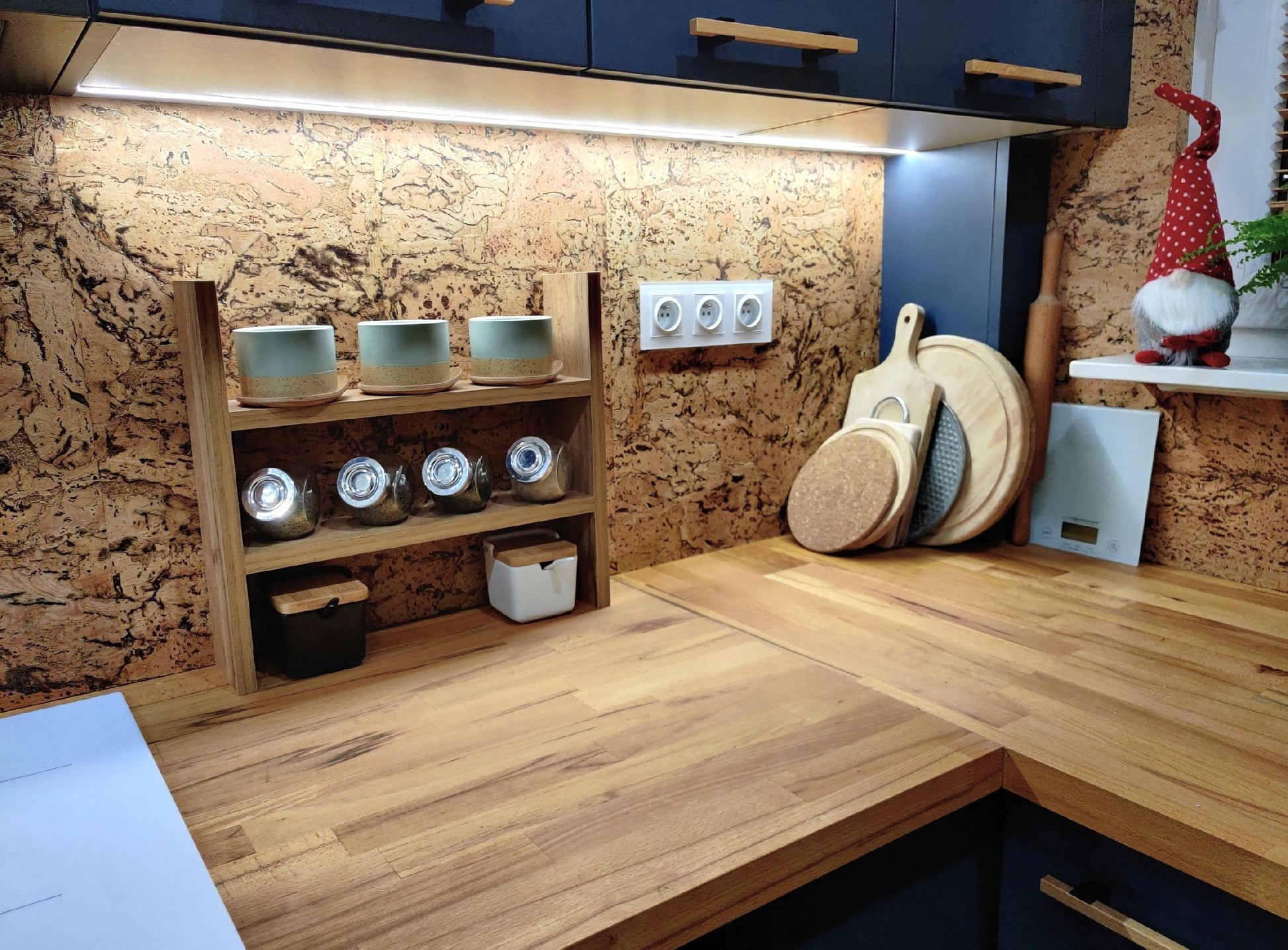 f2432a6fb56919af8c705b9ae350284f