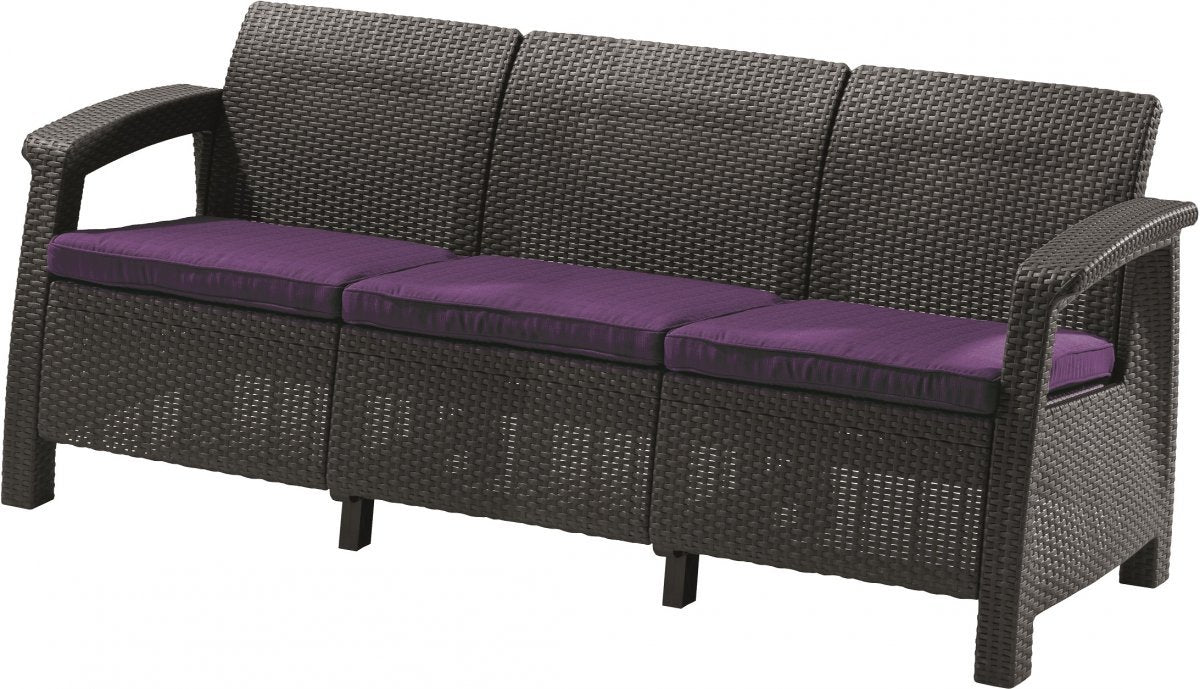 31069930596d59effd63c2e37688d221